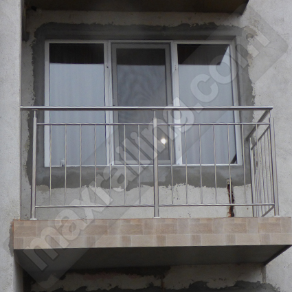 вертикален 